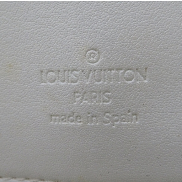 AUTHENTIC Louis Vuitton Vernis - Picture 7 of 15